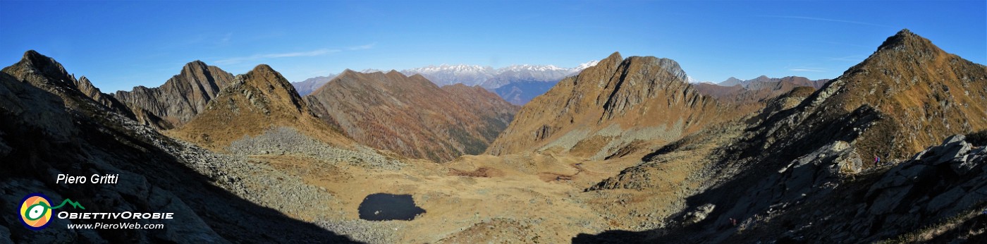 49 In cresta per il Tartano a dx con vista su Val Budria-Valtellina.jpg